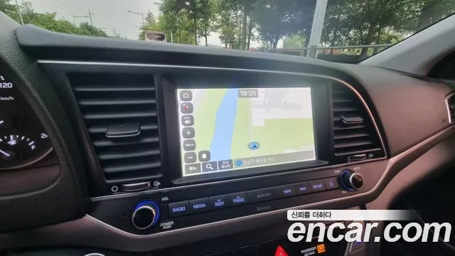 Hyundai Avante AD 2018 Белый из Кореи, фото 3