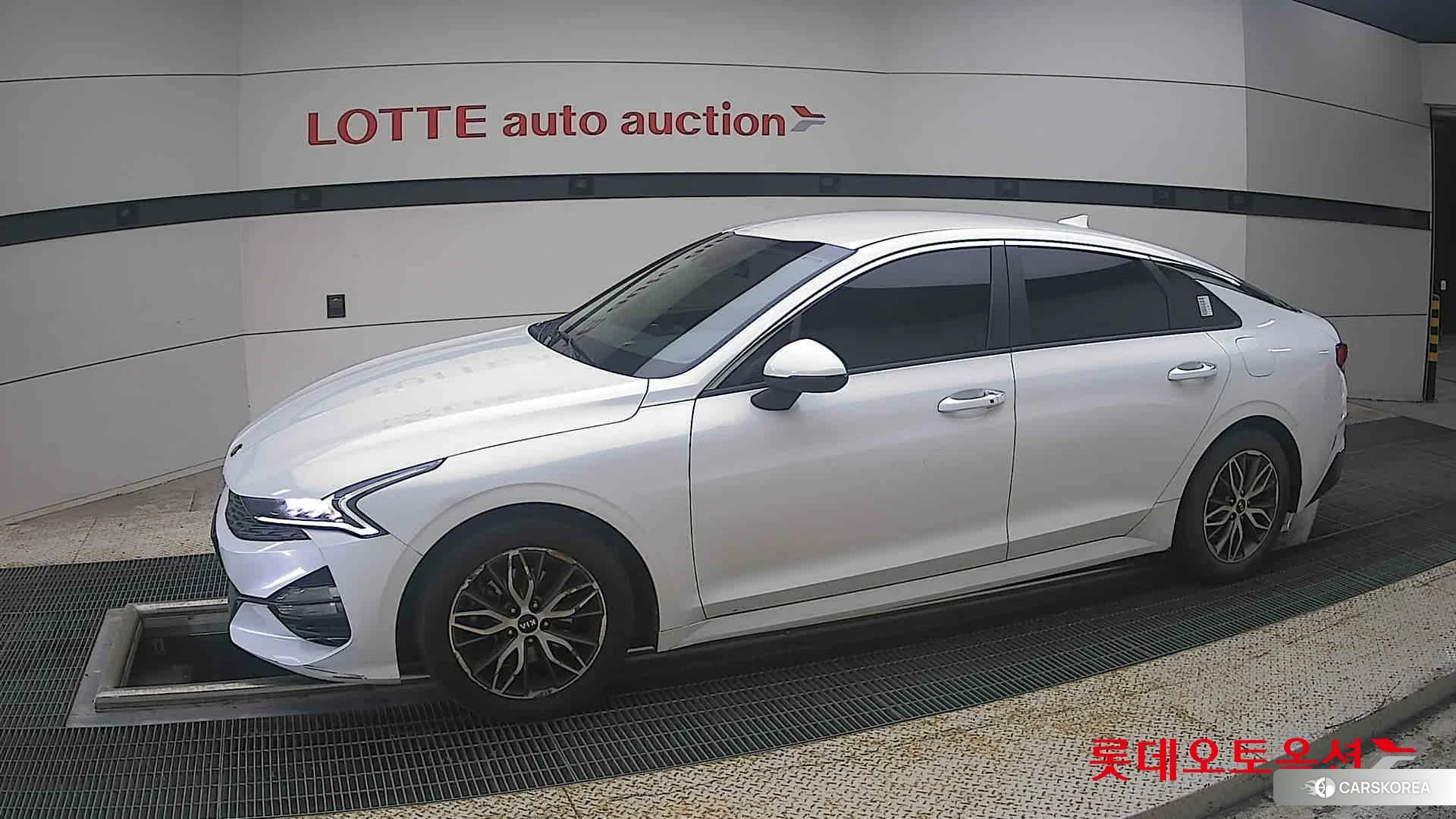 Kia K5 2021 Белый из Кореи, фото 3
