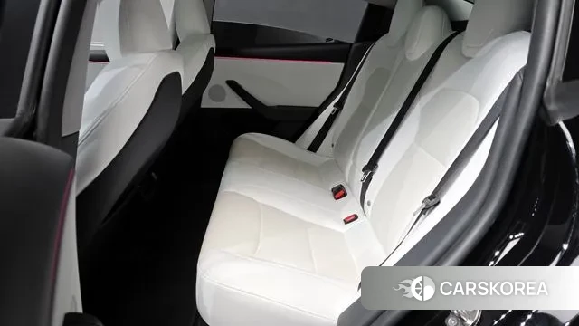 Tesla Model 3 2024 Черный из Кореи, фото 3