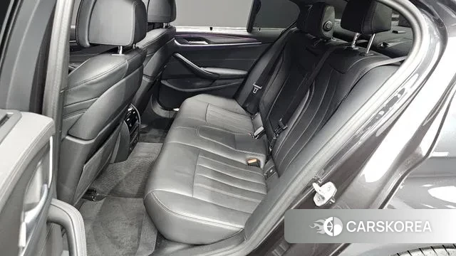 BMW 5 Series (G30) 2023 Серый из Кореи, фото 3