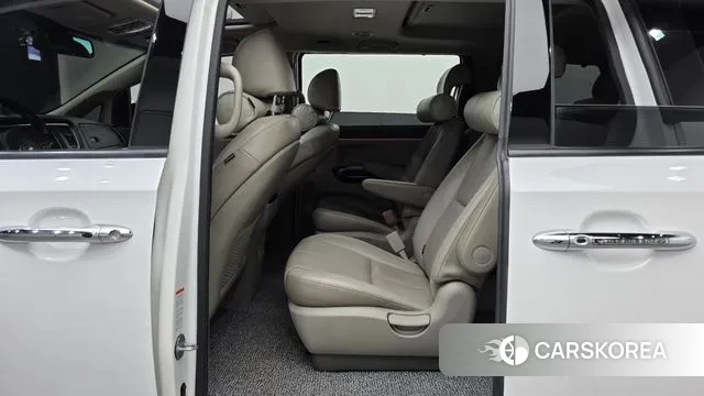 Kia The New Carnival 2018 Белый из Кореи, фото 3