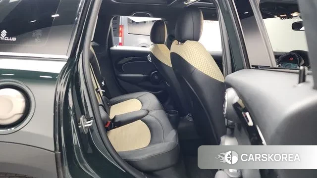 Mini Cooper S 2022 Зеленый из Кореи, фото 3