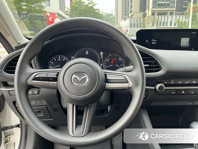 Mazda 3 Angkesaila 2023 Белый из Китая, фото 3