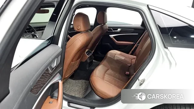 Audi A6 (C8) 2021 Белый из Кореи, фото 3