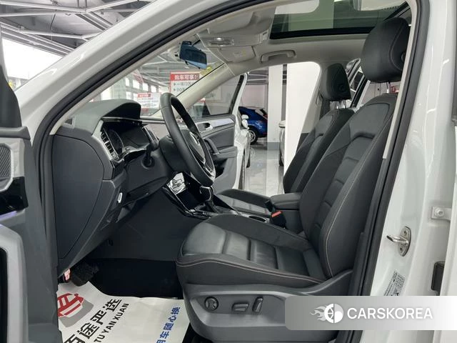 Volkswagen Tanyue 2022 Белый из Китая, фото 3