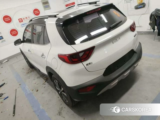 Kia Yi Ran 2021 Белый из Китая, фото 3