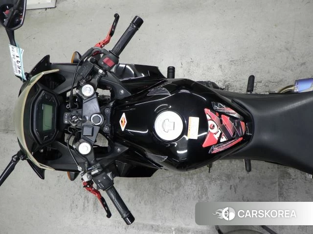 Проданный Honda CBR400R ABS id 3946888 из Японии