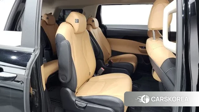 Kia Carnival 4th generation 2023 Черный из Кореи, фото 3