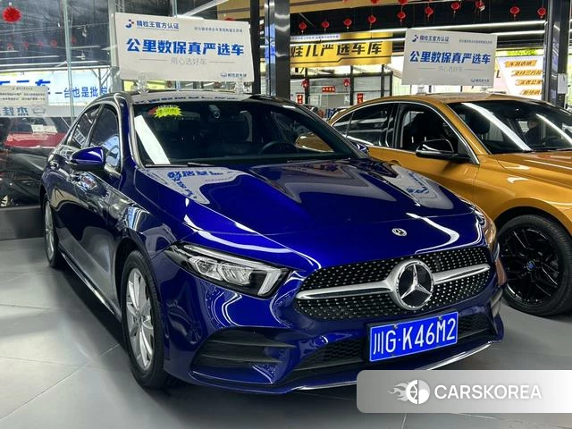 Mercedes-Benz Class A 2021 Синий из Китая, фото 3