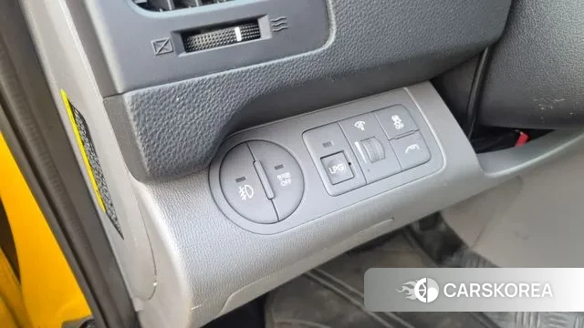 Hyundai The New Grand Starex 2018 Желтый из Кореи, фото 3