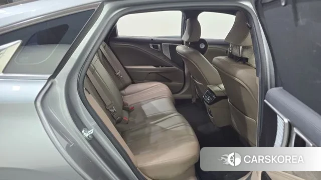 Kia K8 Hybrid 2022 Серебристо-серый из Кореи, фото 3