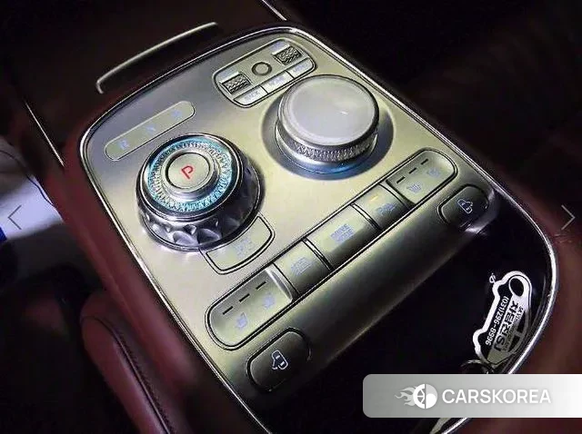 Genesis G90 (RS4) 2024 Черный из Кореи, фото 3