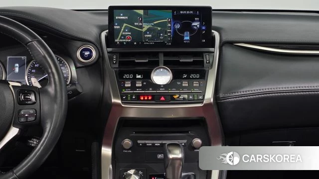 Lexus NX300h 2018 Песочный из Кореи, фото 3