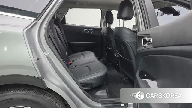 Kia Sportage 5th Generation 2022 Серебряный из Кореи, фото 3