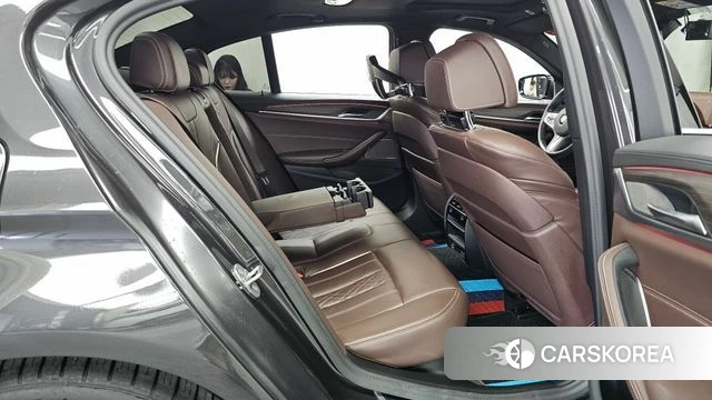 BMW 5 Series (G30) 2020 Серый из Кореи, фото 3