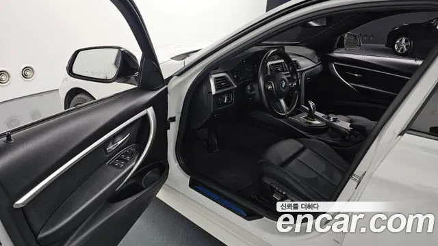 BMW 3 Series (F30) 2018 Белый из Кореи, фото 3