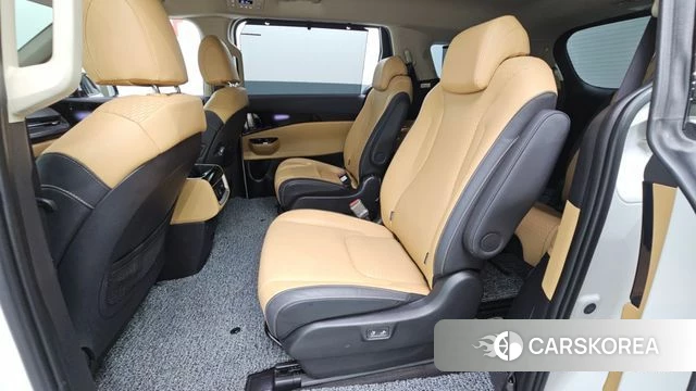 Kia Carnival 4th generation 2023 Белый из Кореи, фото 3