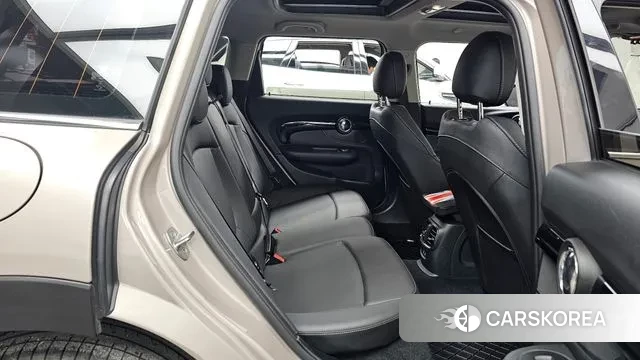 Mini Cooper Clubman 2023 Серебряный из Кореи, фото 3