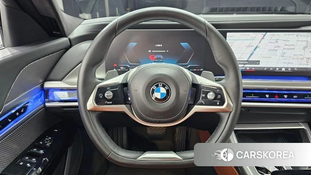 BMW 7 Series (G70) 2023 Черный из Кореи, фото 3