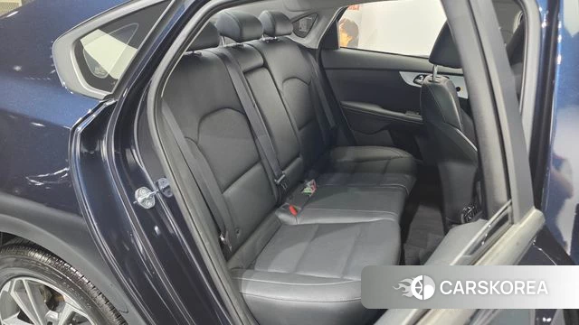 Kia The New K3 2nd generation 2024 Синий из Кореи, фото 3