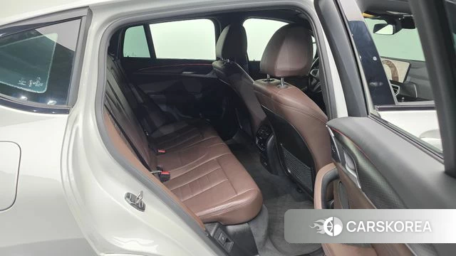 BMW X4 (G02) 2023 Белый из Кореи, фото 3