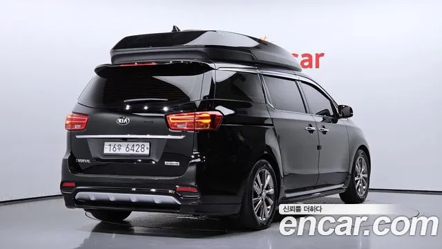 Kia The New Carnival 2018 Черный из Кореи, фото 3