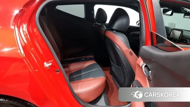 Hyundai Veloster (JS) 2018 Красный из Кореи, фото 3