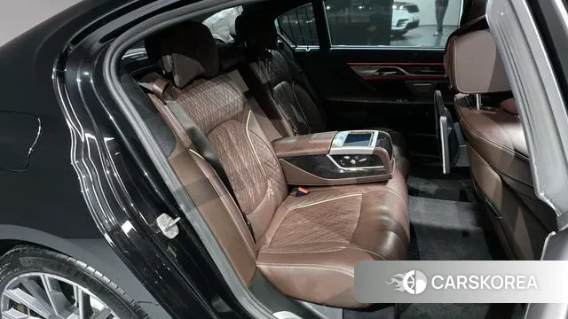 BMW 7 Series (G11) 2020 Черный из Кореи, фото 3