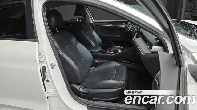 Kia K5 3rd generation 2020 Белый из Кореи, фото 3