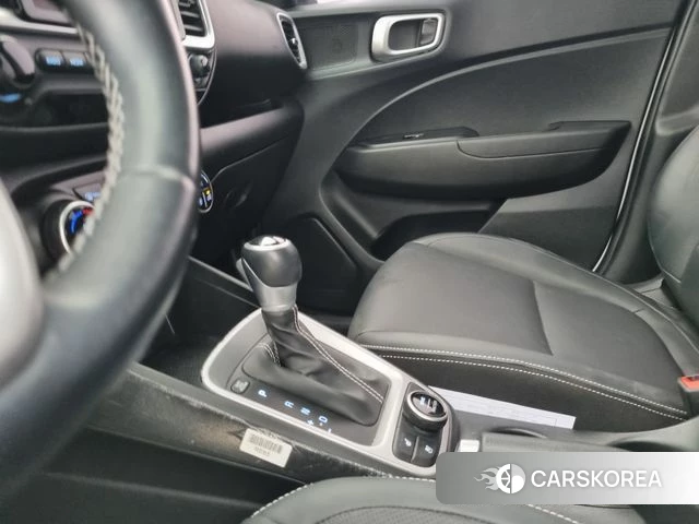 Hyundai Venue 2021 Белый из Кореи, фото 3