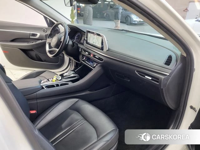 Hyundai Sonata (DN8) 2022 Белый из Кореи, фото 3