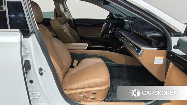 Hyundai Grandeur Hybrid (GN7) 2023 Белый из Кореи, фото 3