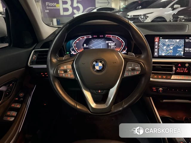 BMW 3 Series (G20) 2022 Белый из Кореи, фото 3