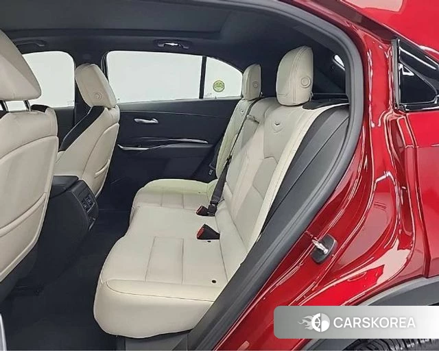 Cadillac XT4 2022 Красный из Кореи, фото 3