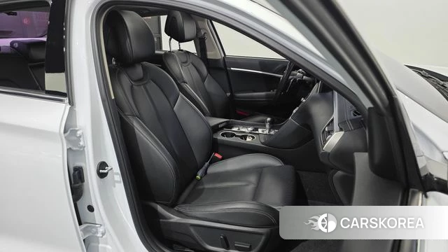 Genesis G70 2019 Белый из Кореи, фото 3