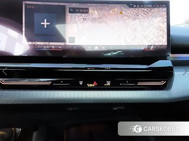 BMW 5 Series (G60) 2024 Серебряный из Кореи, фото 3