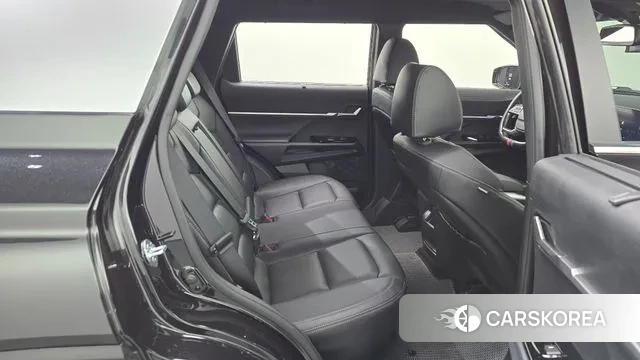 Ssangyong Torres 2022 Черный из Кореи, фото 3