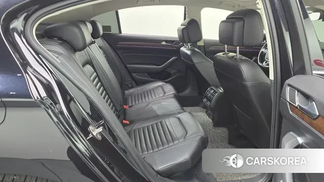 Volkswagen Passat GT (B8) 2018 Черный из Кореи, фото 3