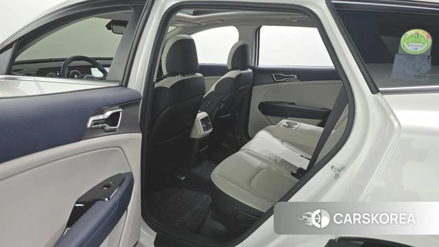 Kia Sportage 5th Generation 2022 Белый из Кореи, фото 3