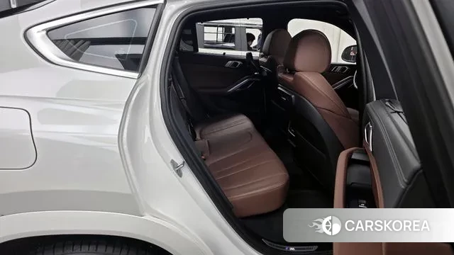 BMW X6 (G06) 2022 Белый из Кореи, фото 3