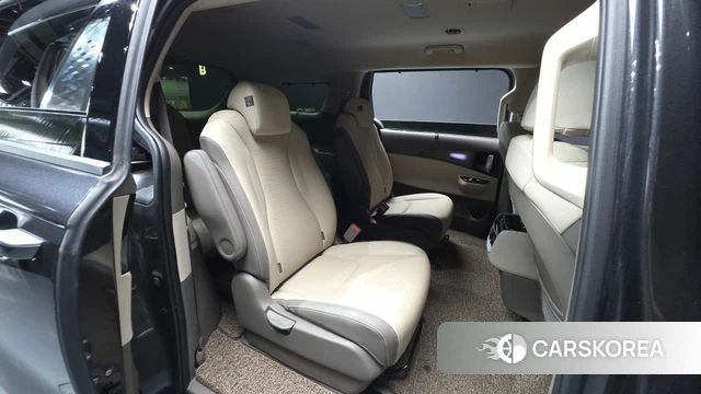 Kia Carnival 4th generation 2023 Серый из Кореи, фото 3