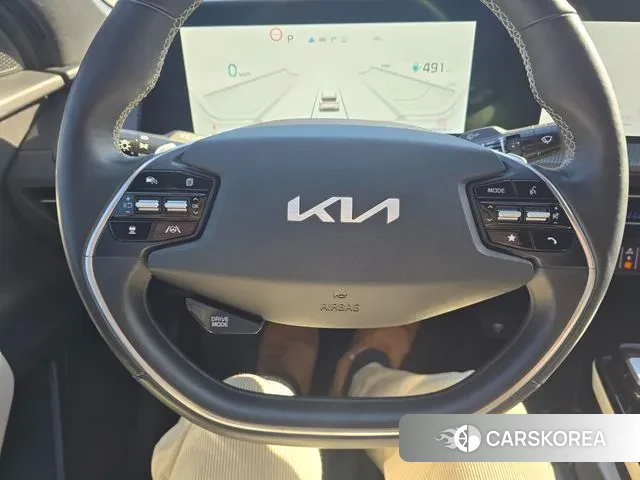 Kia EV6 2022 Белый из Кореи, фото 3