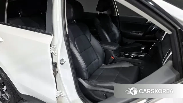 Kia Sportage The Bold 2021 Белый из Кореи, фото 3