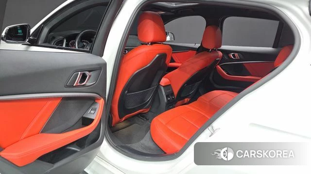 BMW 1 Series (F40) 2022 Белый из Кореи, фото 3