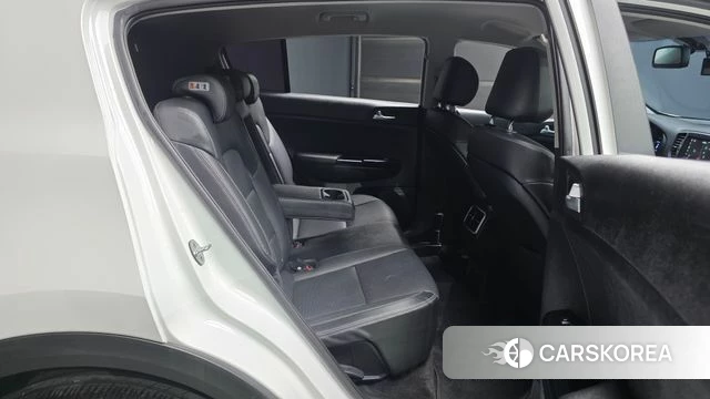 Kia Sportage 4th Generation 2018 Белый из Кореи, фото 3