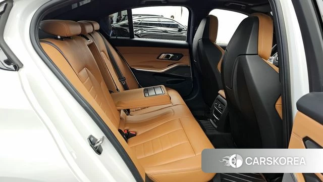 BMW 3 Series (G20) 2021 Белый из Кореи, фото 3