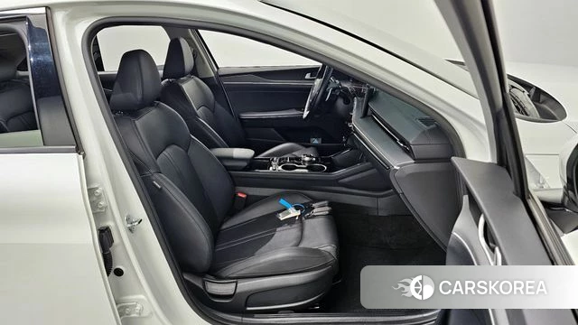 Kia The New K5 3rd generation 2024 Белый из Кореи, фото 3