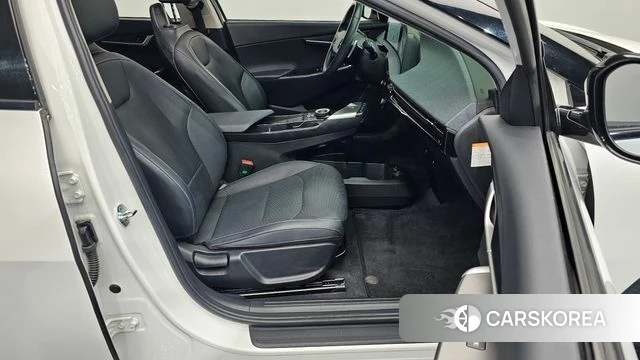 Kia EV6 2022 Белый из Кореи, фото 3