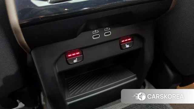 BMW 5 Series (G60) 2024 Белый из Кореи, фото 3