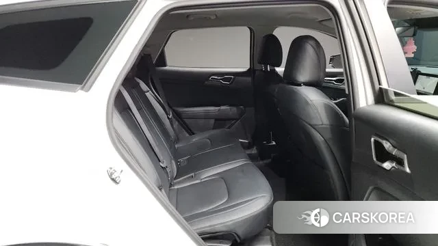 Kia Sportage 5th Generation 2024 Белый из Кореи, фото 3